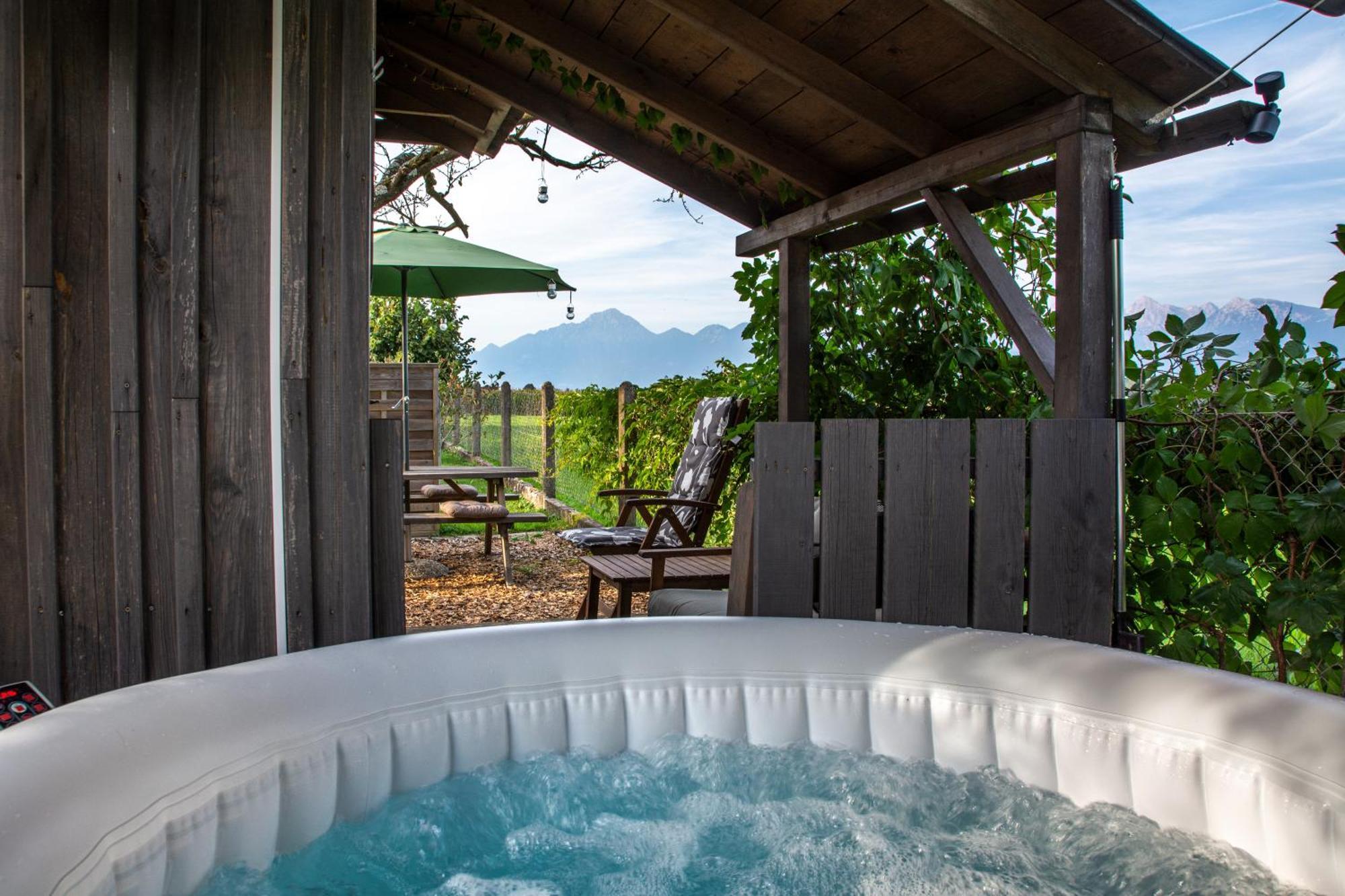 Glamping With A View Βίλα Smlednik Εξωτερικό φωτογραφία